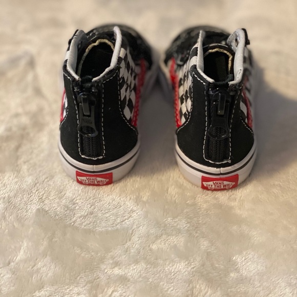 Checkered Vans - Picture 3 of 3